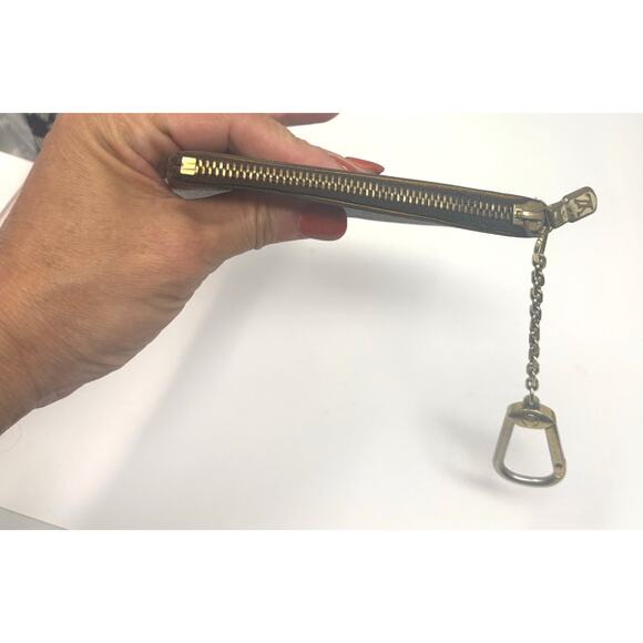 Super Rare Louis Vuitton Bellboy Coin Case Monogram Keyring LV - Picture 8 of 9